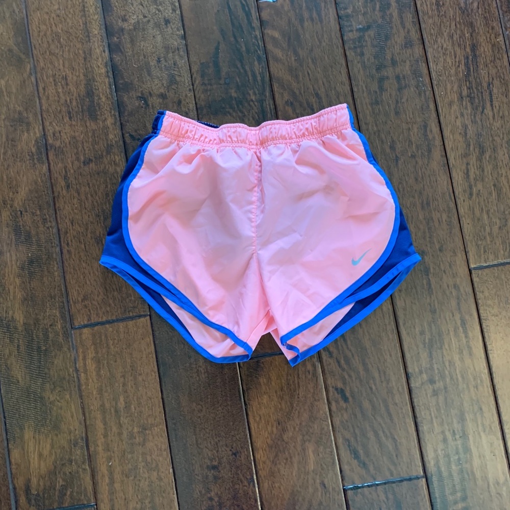 Women’s Pink Nike Shorts Size Small